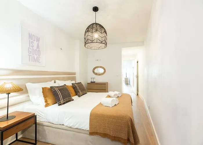 Liberdade Stylish Ground Floor Apartman *