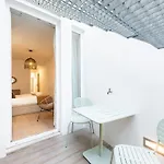 Liberdade Stylish Ground Floor *